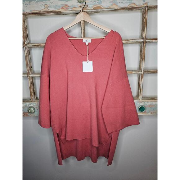 NWT With Love P Cill Hi/Low V-Neck Sweater with wide 3/4 sleeves size Large - Picture 5 of 7